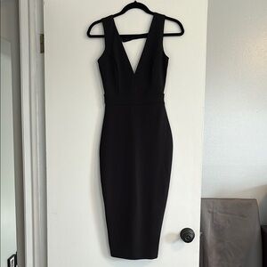Windsor Black V-Neck Sheath Midi Dress